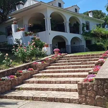 Casa De La Lala Con Piscina A 9 Km De Holiday home