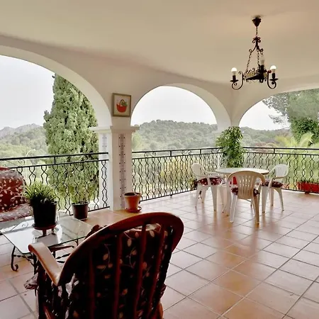Casa De La Lala Con Piscina A 9 Km De *