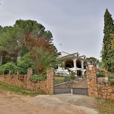 Casa De La Lala Con Piscina A 9 Km De Holiday home Cordoba