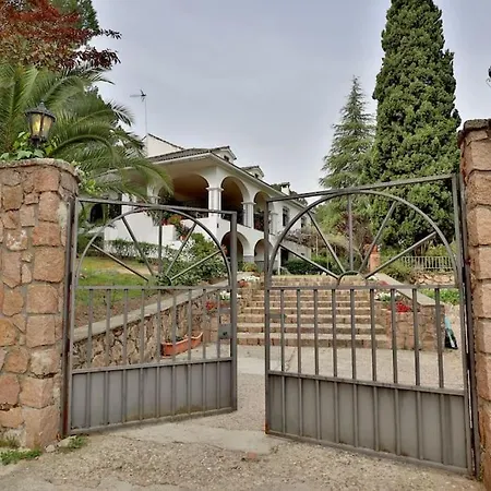 Casa De La Lala Con Piscina A 9 Km De *